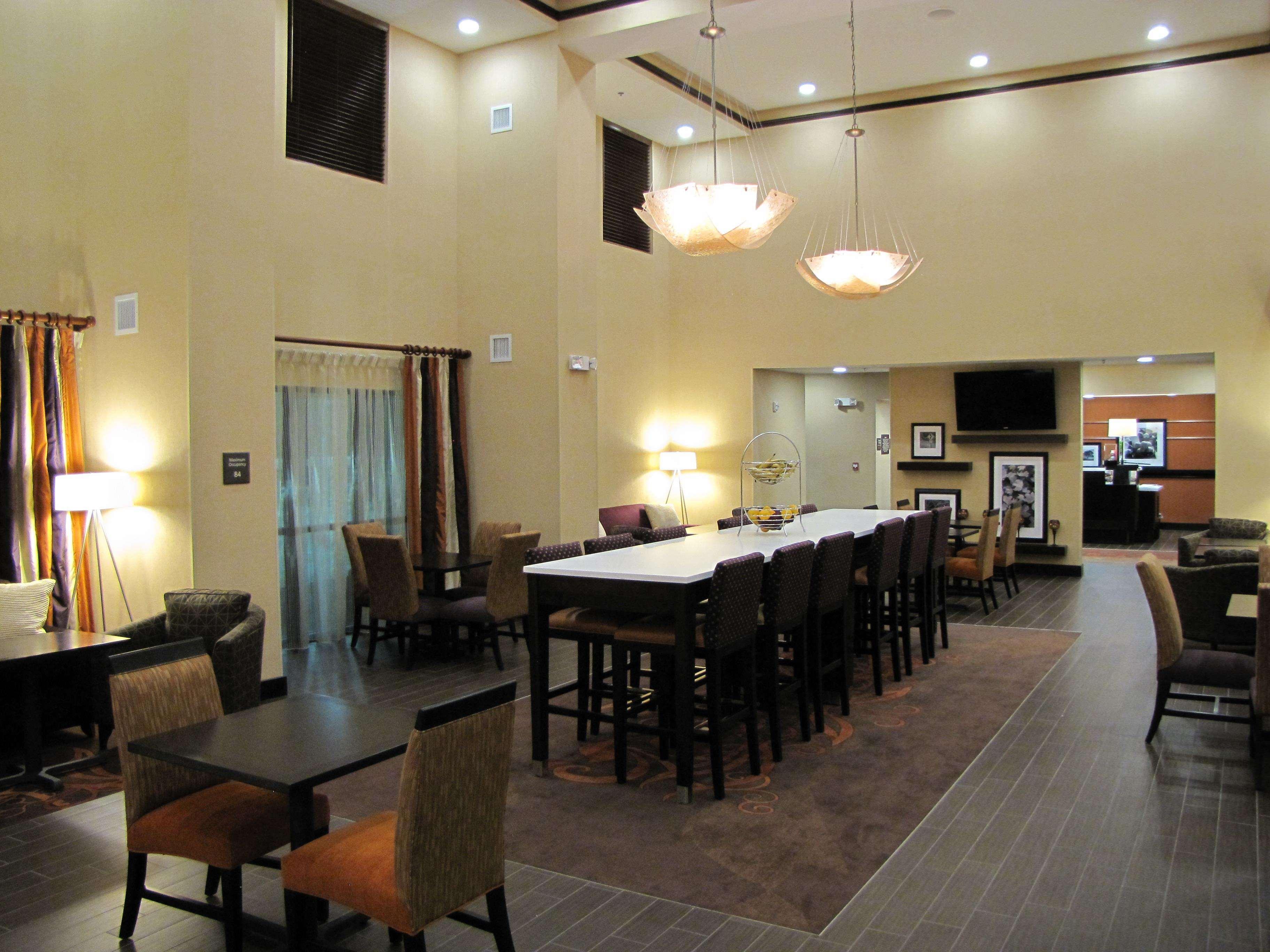 Hampton Inn & Suites Jamestown Εξωτερικό φωτογραφία